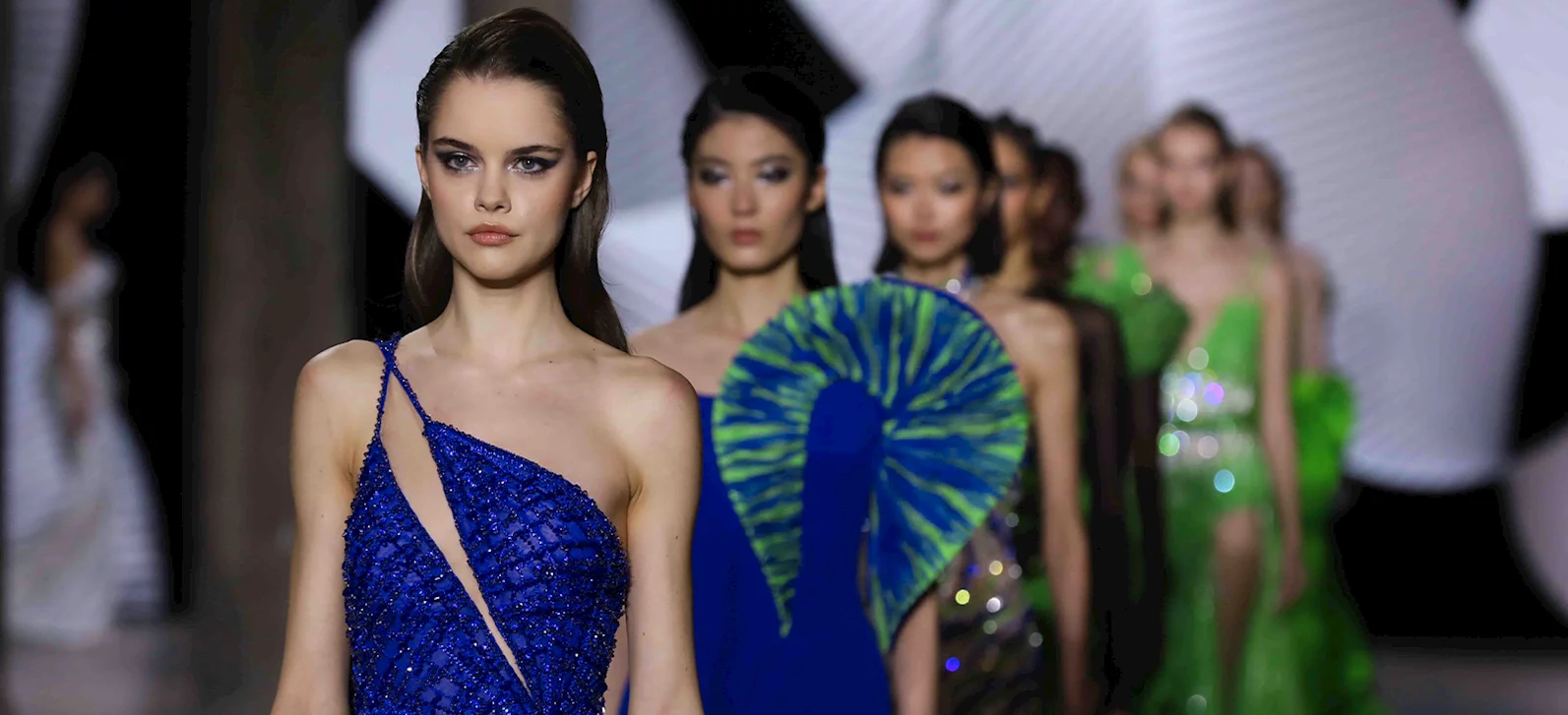 الأزياء الراقية