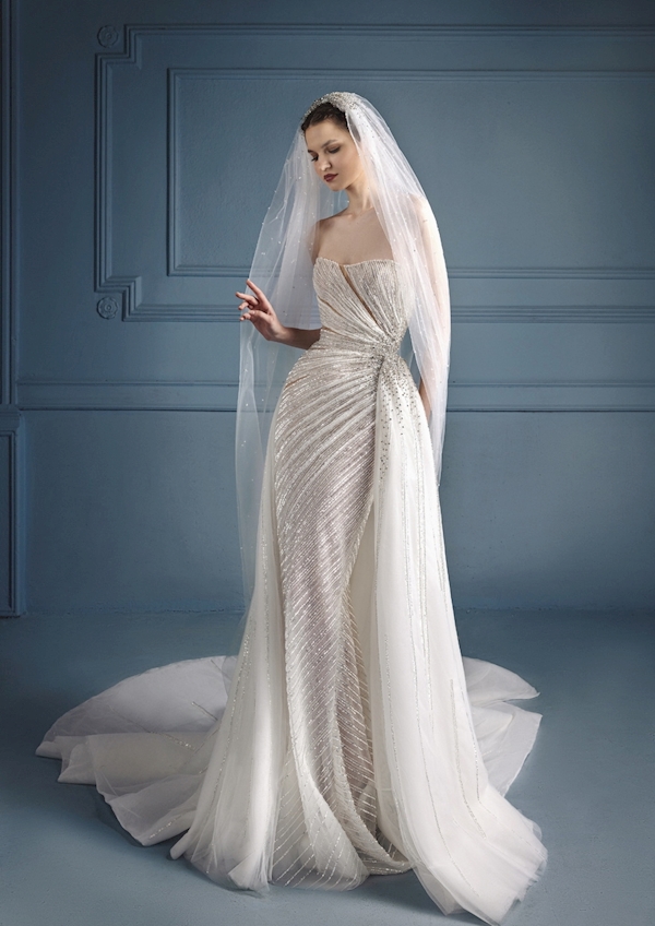 UND MANY WAY BALLOON VEIL DRESS