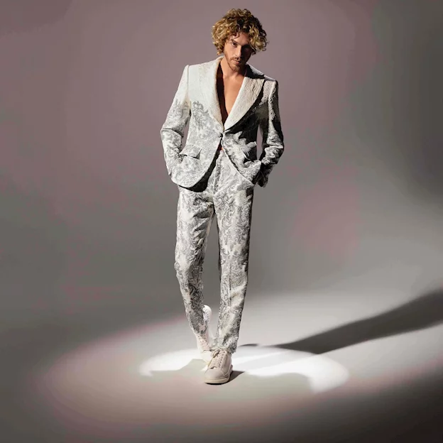 مجموعة الكبسولةُ